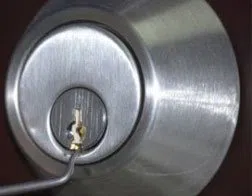 Galaxy Locksmith Store Oakmont, PA 412-385-9161 Galaxy Locksmith Store Oakmont, PA 412-385-9161 - 7-Broken-Key-Extraction